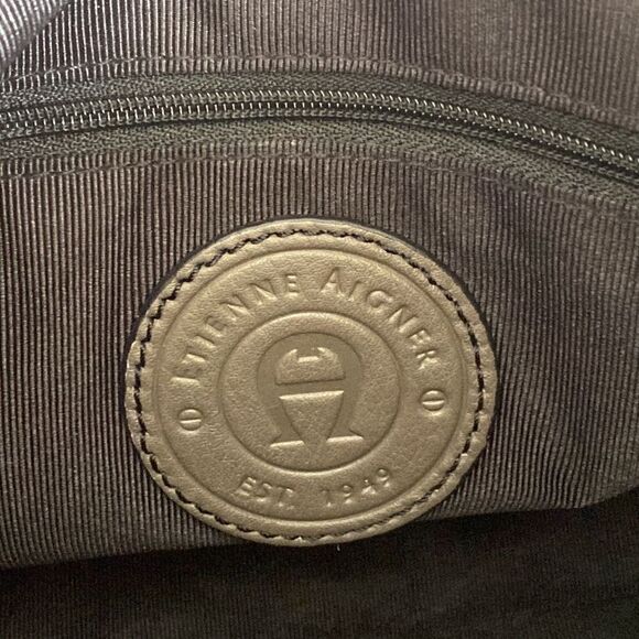 Etienne Aigner Grey Leather Shoulder Bag - Picture 12 of 13